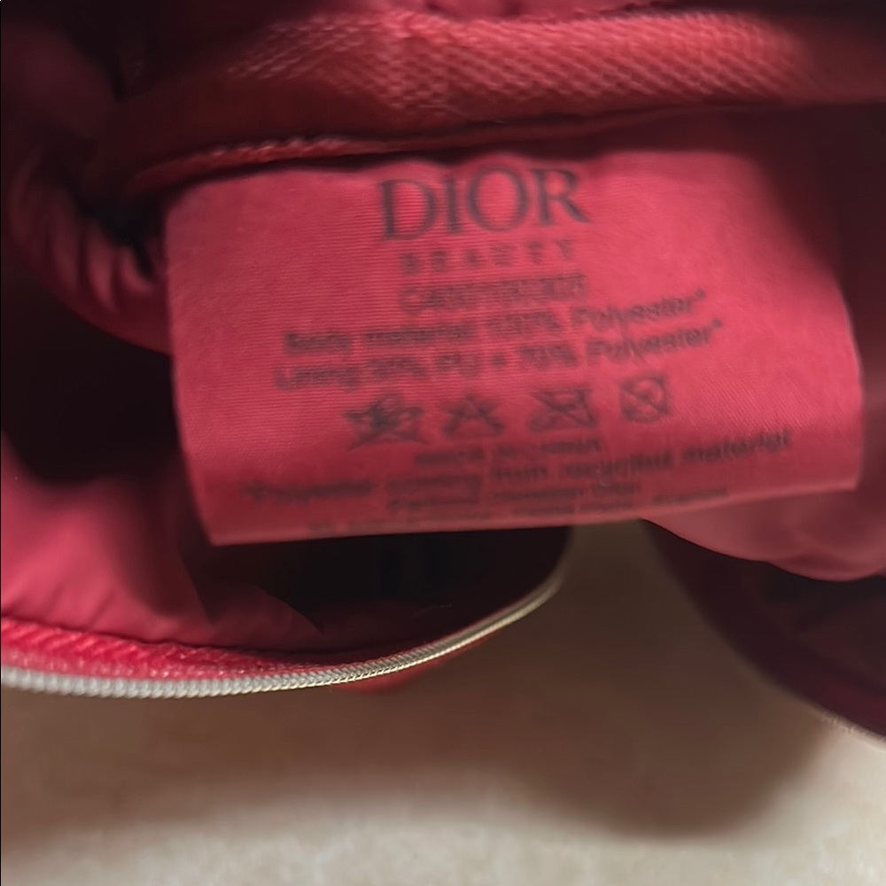 Dior Red Cosmetic Bag - Picture 5 of 5
